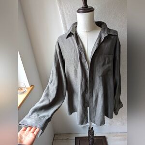 Van Heusen Soft Sueded XL Long Sleeve Buttons Down Shirt 17 - 17.5